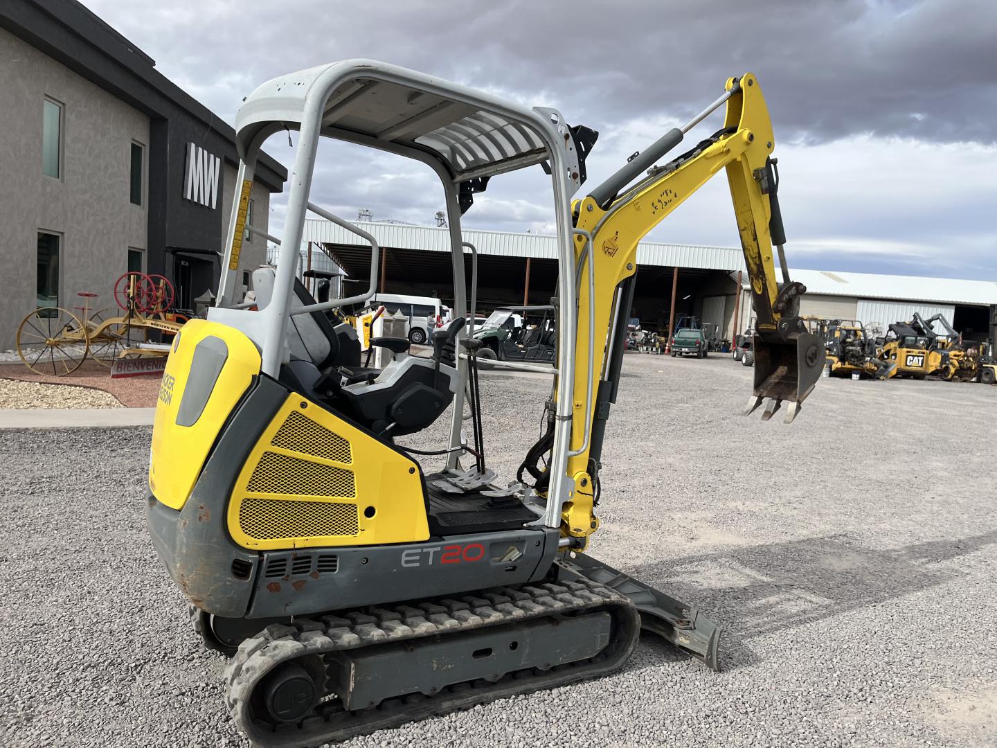 ./imagenes/INVOICE/2019/17461/MINIEXCAVADORA WACKER NEUSON ET20 (4).JPG